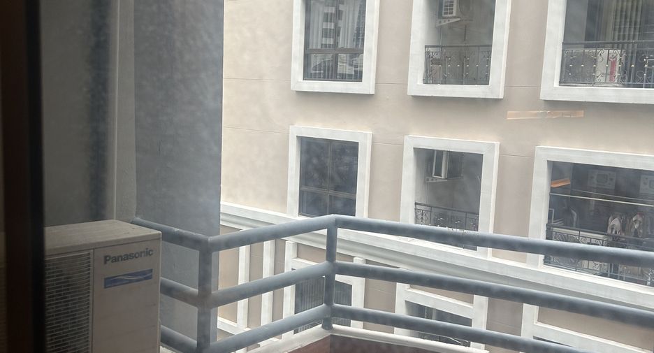 For rent 1 bed condo in Sathon, Bangkok