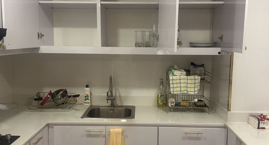 For rent 1 bed condo in Sathon, Bangkok