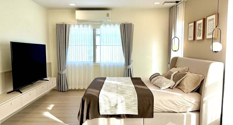 For rent 4 bedrooms house in Bang Phli, Samut Prakan