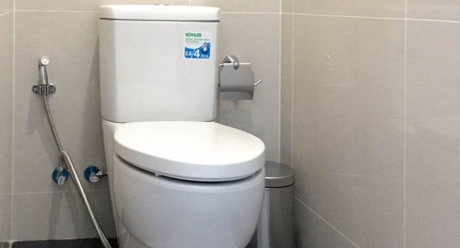 For rent 2 bedrooms condo in Khlong Toei, Bangkok