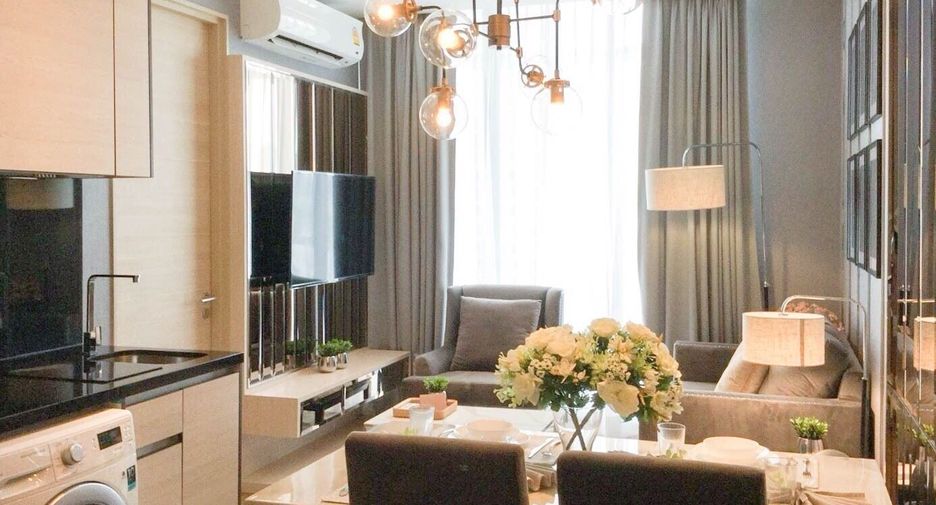 For rent 2 bedrooms condo in Khlong Toei, Bangkok