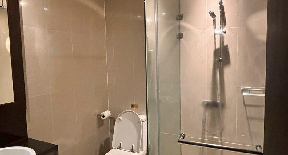 Condo en alquiler de 2 habitaciones en Sathon, Bangkok