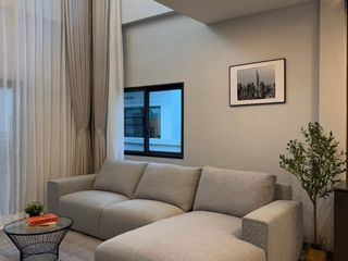 出租 4 卧室 独立屋 在 Bang Phli, Samut Prakan