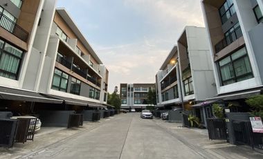 ให้เช่า 3 ห้องนอน ทาวน์เฮ้าส์ ใน ลาดพร้าว, กรุงเทพฯ
