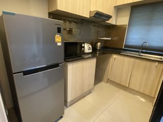 Casa adosada en alquiler de 3 habitaciones en Lat Phrao, Bangkok