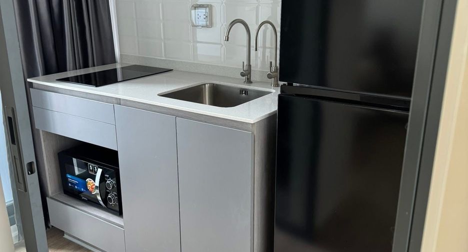 For rent 1 bed condo in Bang Kapi, Bangkok
