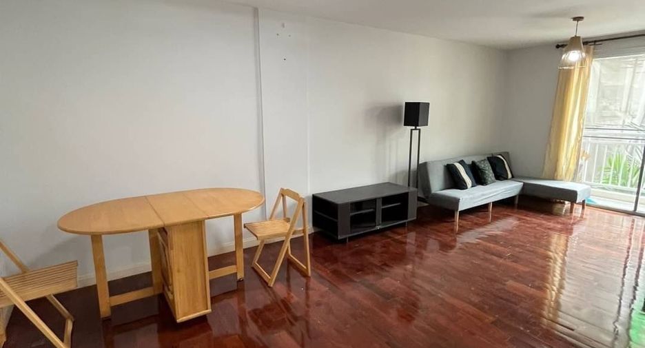 For rent 1 bed condo in Watthana, Bangkok