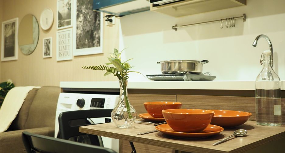 For rent 2 bedrooms condo in Chatuchak, Bangkok