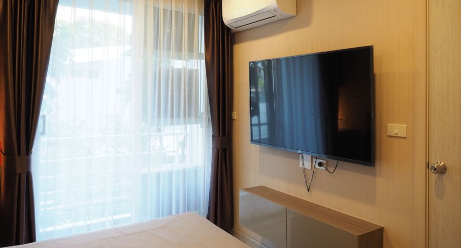 For rent 2 bedrooms condo in Chatuchak, Bangkok
