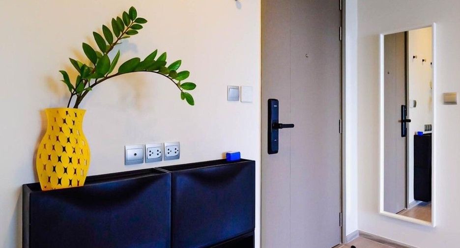 For rent 1 bed condo in Huai Khwang, Bangkok