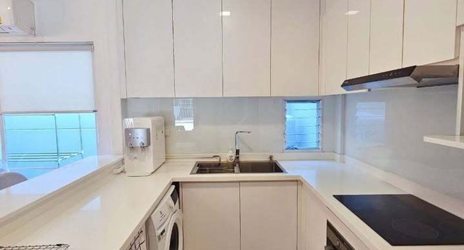 Reihenhaus zur Miete mit 3 Zimmer in Prawet, Bangkok