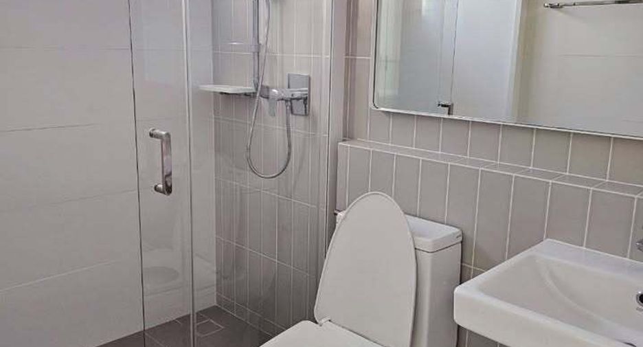 Reihenhaus zur Miete mit 3 Zimmer in Prawet, Bangkok