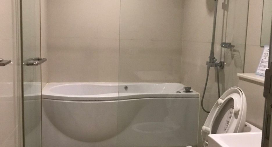 Condo en alquiler de 1 habitaciones en Watthana, Bangkok