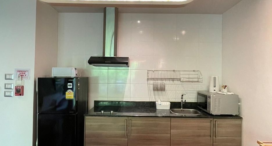 For rent 2 bedrooms condo in Pathum Wan, Bangkok