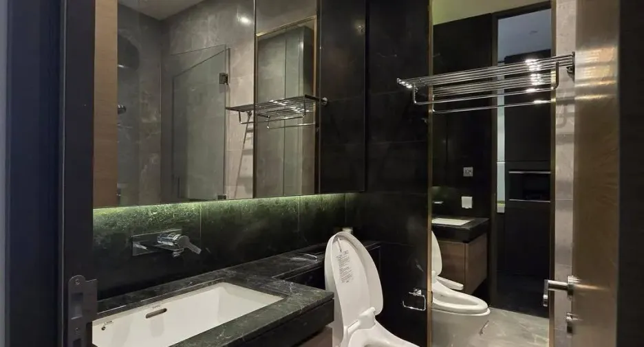 For rent 1 Beds condo in Pathum Wan, Bangkok