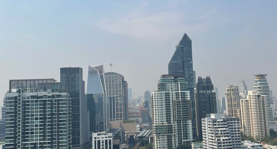 For rent 1 bed condo in Khlong Toei, Bangkok