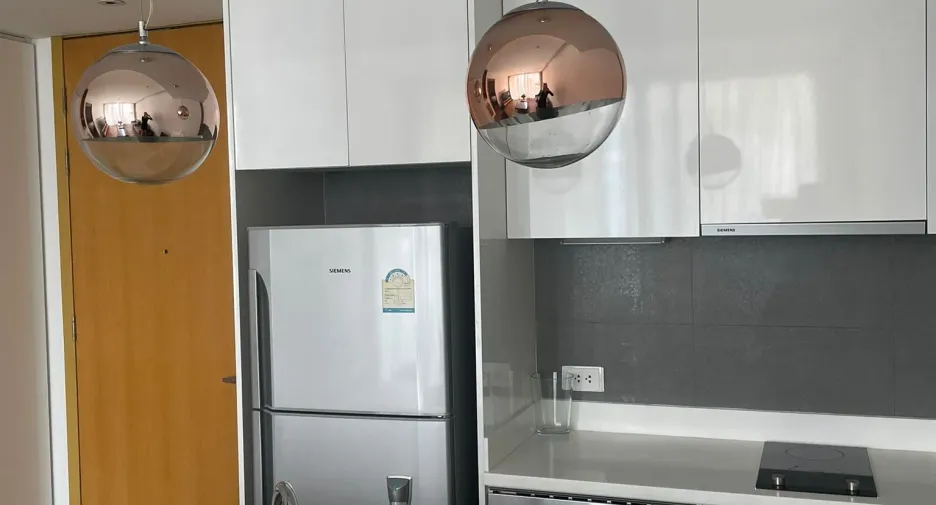 For rent 1 bed condo in Khlong Toei, Bangkok