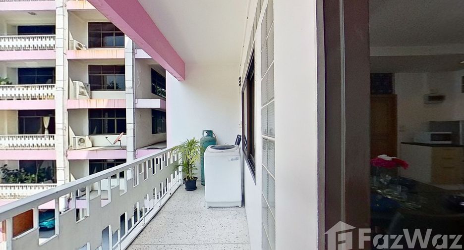 For rent 1 bed condo in Watthana, Bangkok