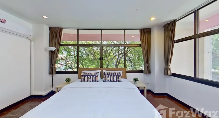For rent 1 bed condo in Watthana, Bangkok