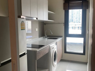 Condo en alquiler de 1 habitaciones en Huai Khwang, Bangkok