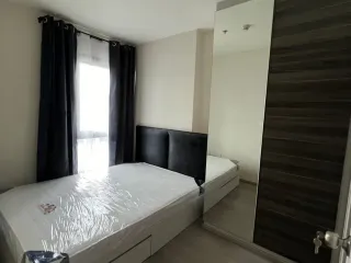 Condo en alquiler de 1 habitaciones en Huai Khwang, Bangkok
