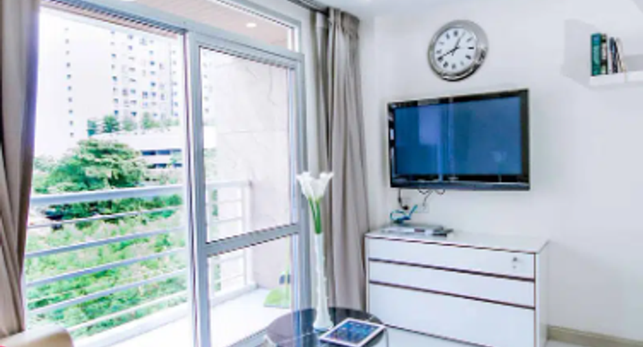 For rent 1 bed condo in Phra Khanong, Bangkok