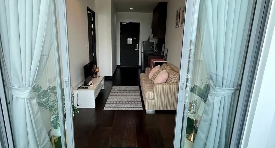For rent 1 bed condo in Ratchathewi, Bangkok