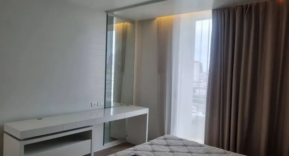 For rent 1 bed condo in Sathon, Bangkok