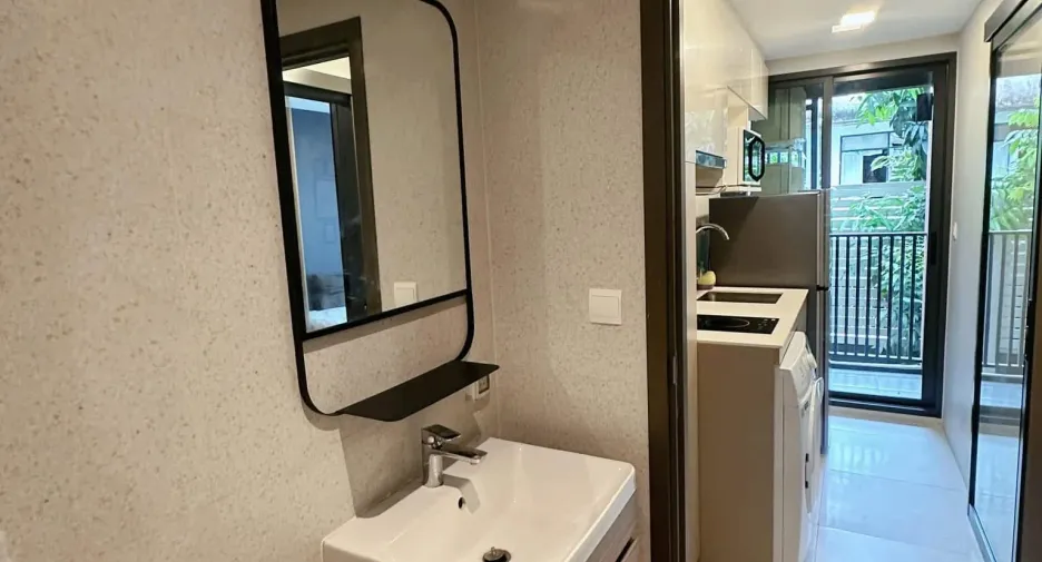 For rent 1 bed condo in Phra Khanong, Bangkok