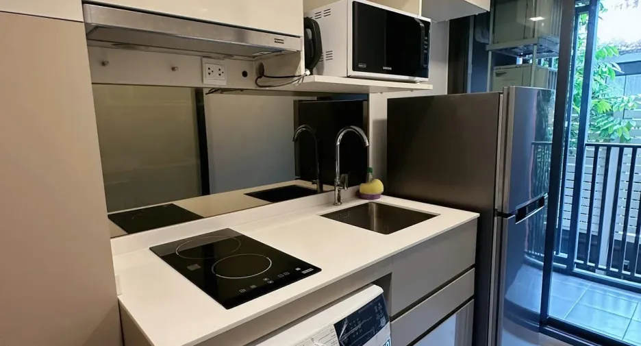 For rent 1 bed condo in Phra Khanong, Bangkok