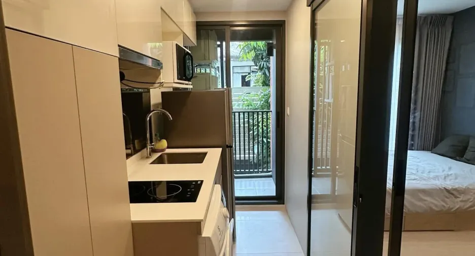 For rent 1 bed condo in Phra Khanong, Bangkok