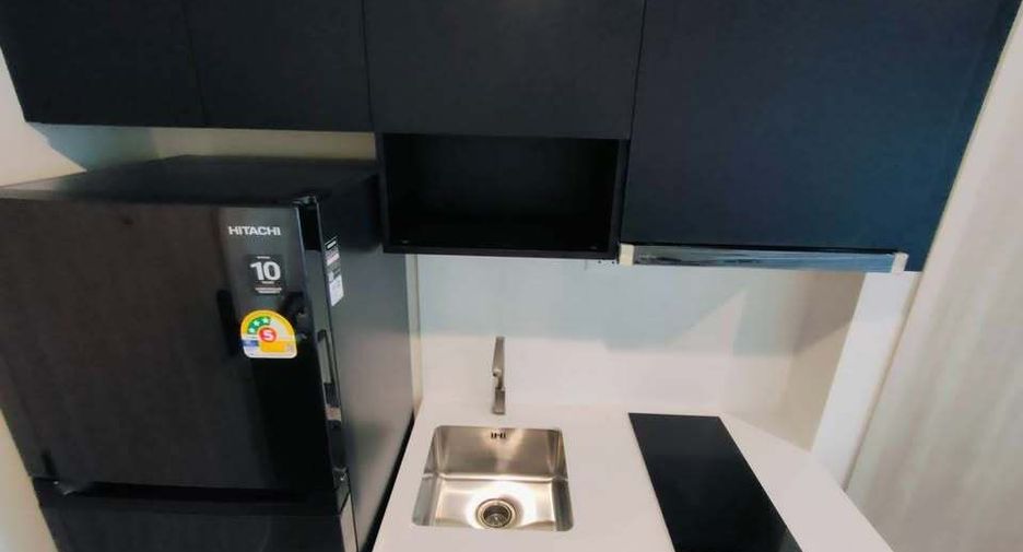 For rent 1 bed condo in Huai Khwang, Bangkok