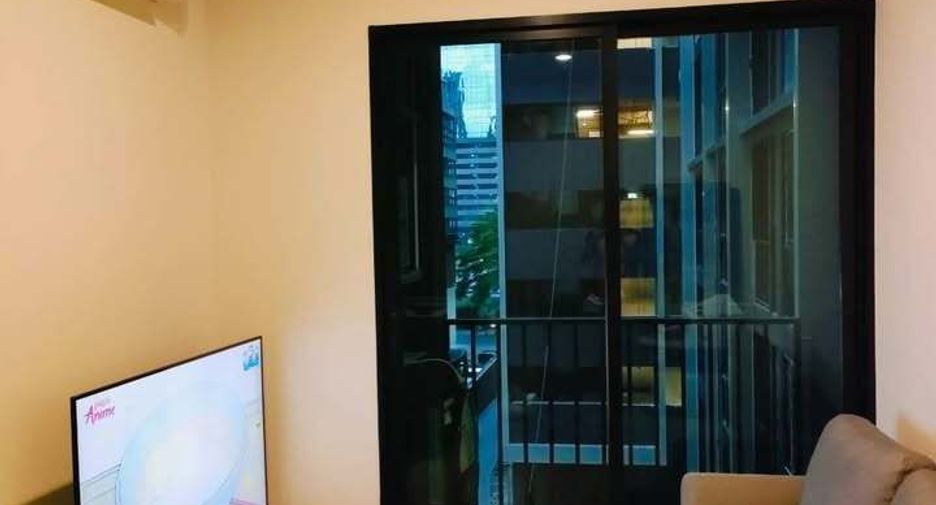 For rent 1 bed condo in Huai Khwang, Bangkok