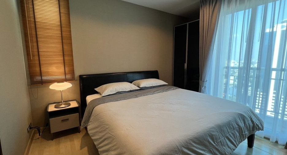 À louer 2 chambres condo à Watthana, Bangkok