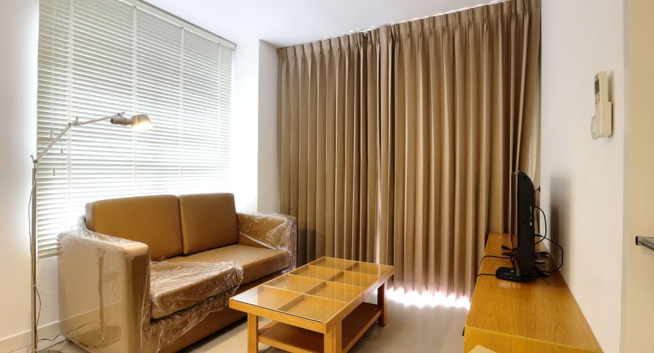 For rent 1 bed condo in Watthana, Bangkok