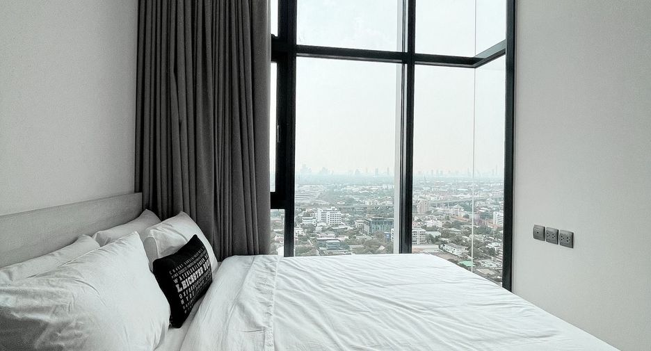 For rent 1 bed condo in Phra Khanong, Bangkok