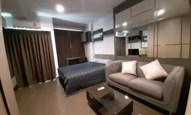 Wohnung zur Miete mit 1 Zimmer in Phra Khanong, Bangkok