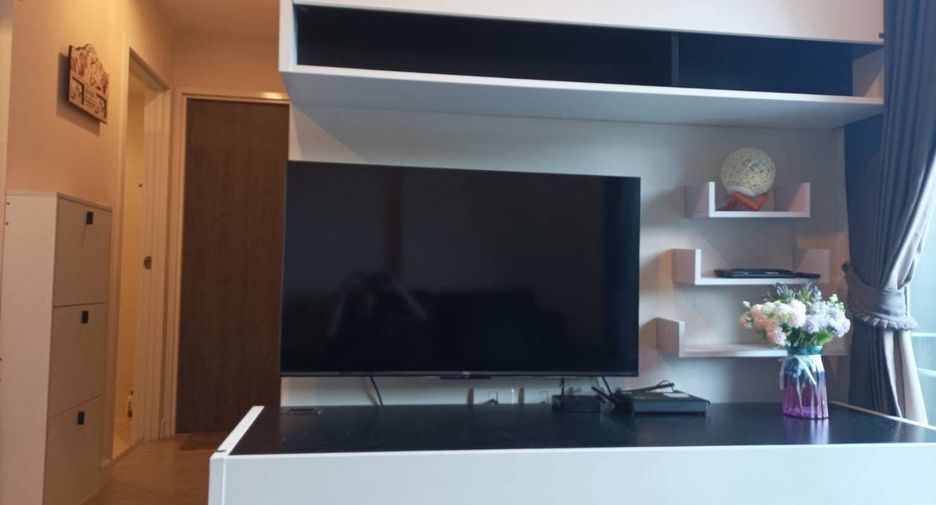 For rent 2 bedrooms condo in Phaya Thai, Bangkok