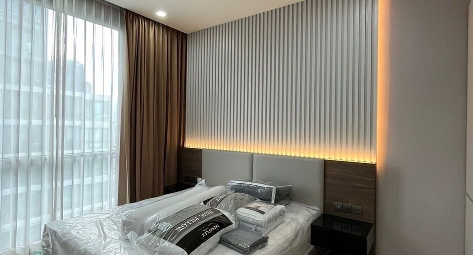 For rent 2 bedrooms condo in Watthana, Bangkok