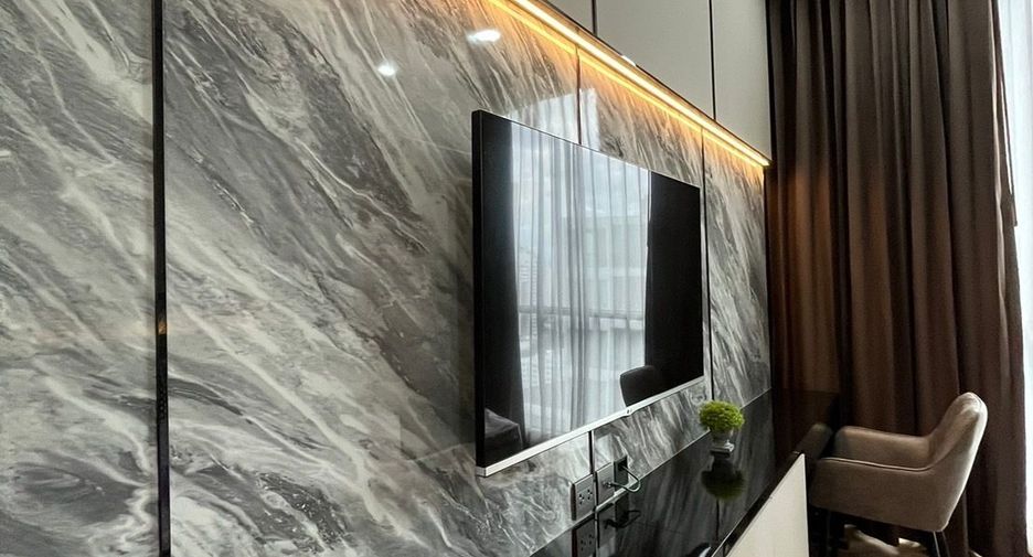 For rent 2 bedrooms condo in Watthana, Bangkok