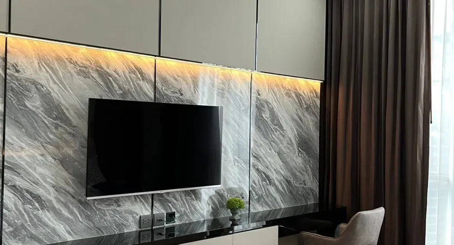 For rent 2 bedrooms condo in Watthana, Bangkok