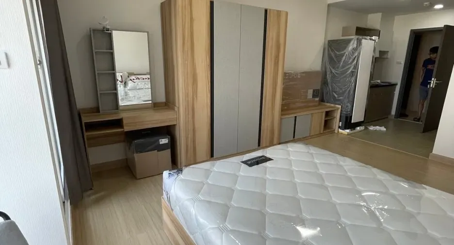 Condo en alquiler de 1 habitaciones en Huai Khwang, Bangkok