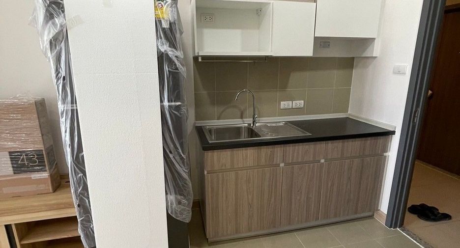 Condo en alquiler de 1 habitaciones en Huai Khwang, Bangkok
