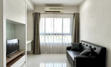 Condo en alquiler de 1 habitaciones en Khlong San, Bangkok
