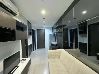 À louer 1 chambre condo à Khlong Toei, Bangkok