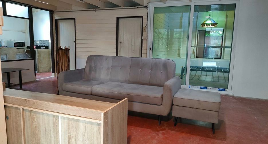 For rent 3 bedrooms house in Bang Na, Bangkok