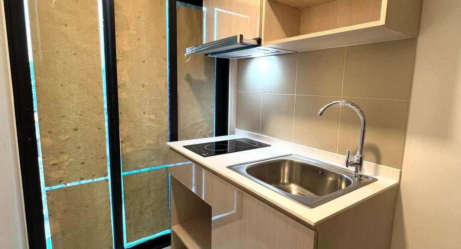 For rent 1 bed condo in Wang Thonglang, Bangkok