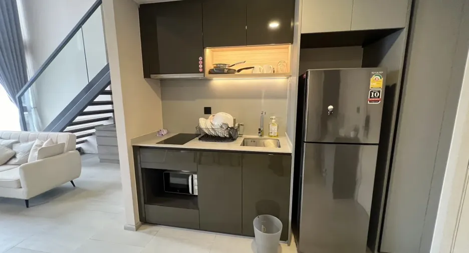 For rent 1 bed condo in Pathum Wan, Bangkok