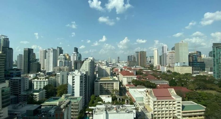 For rent 2 bedrooms condo in Watthana, Bangkok
