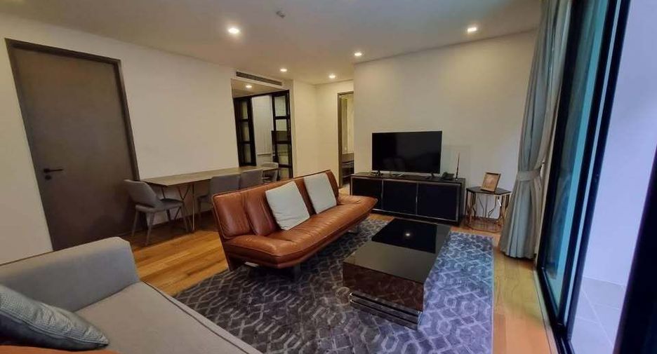 For rent 3 bedrooms condo in Khlong Toei, Bangkok